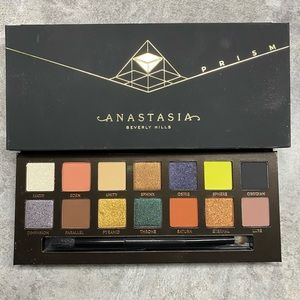 ABH Prism Eyeshadow Palette